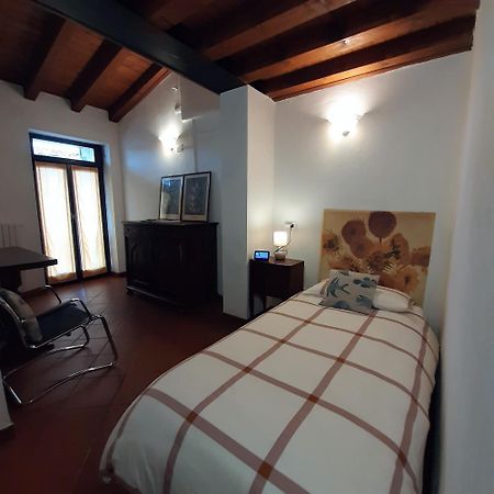Loft Trabucco - In The Heart Of Salo City Center, Lake View, 4 Rooms Bagian luar foto