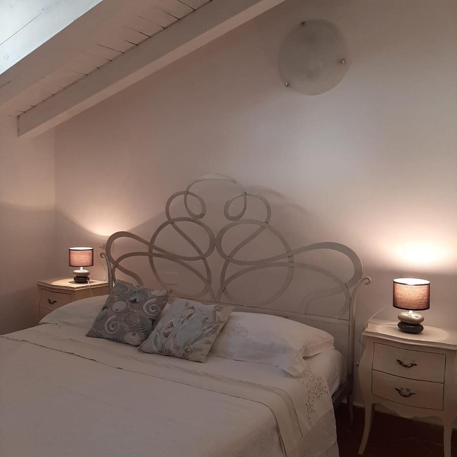 Loft Trabucco - In The Heart Of Salo City Center, Lake View, 4 Rooms Bagian luar foto