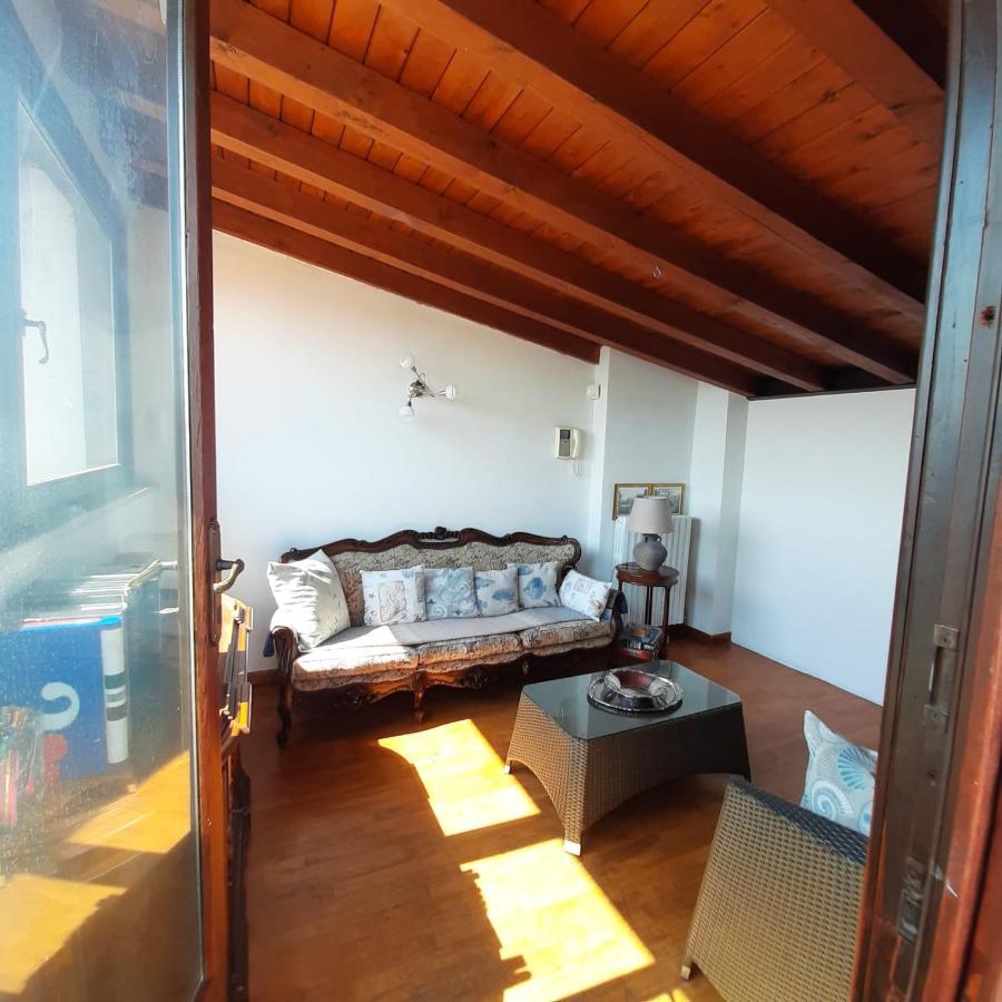 Loft Trabucco - In The Heart Of Salo City Center, Lake View, 4 Rooms Bagian luar foto